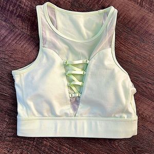 Mono b sports bra